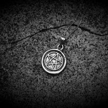 Load image into Gallery viewer, Pentacle talisman.
