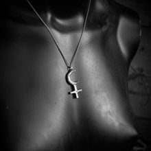 Load image into Gallery viewer, Lilith necklace
