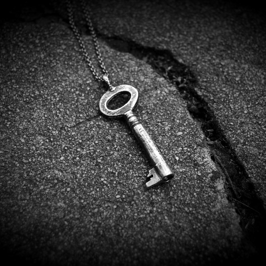 Keys to the Underworld necklace (Small)